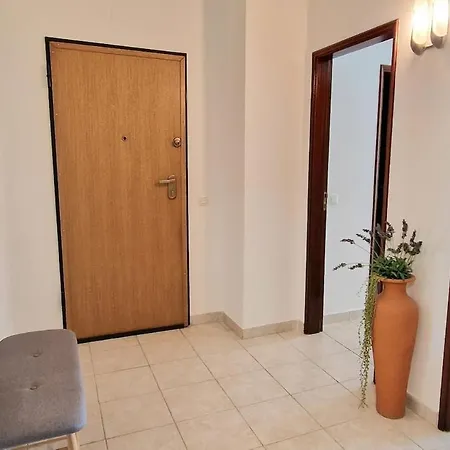 At Meia Διαμέρισμα *